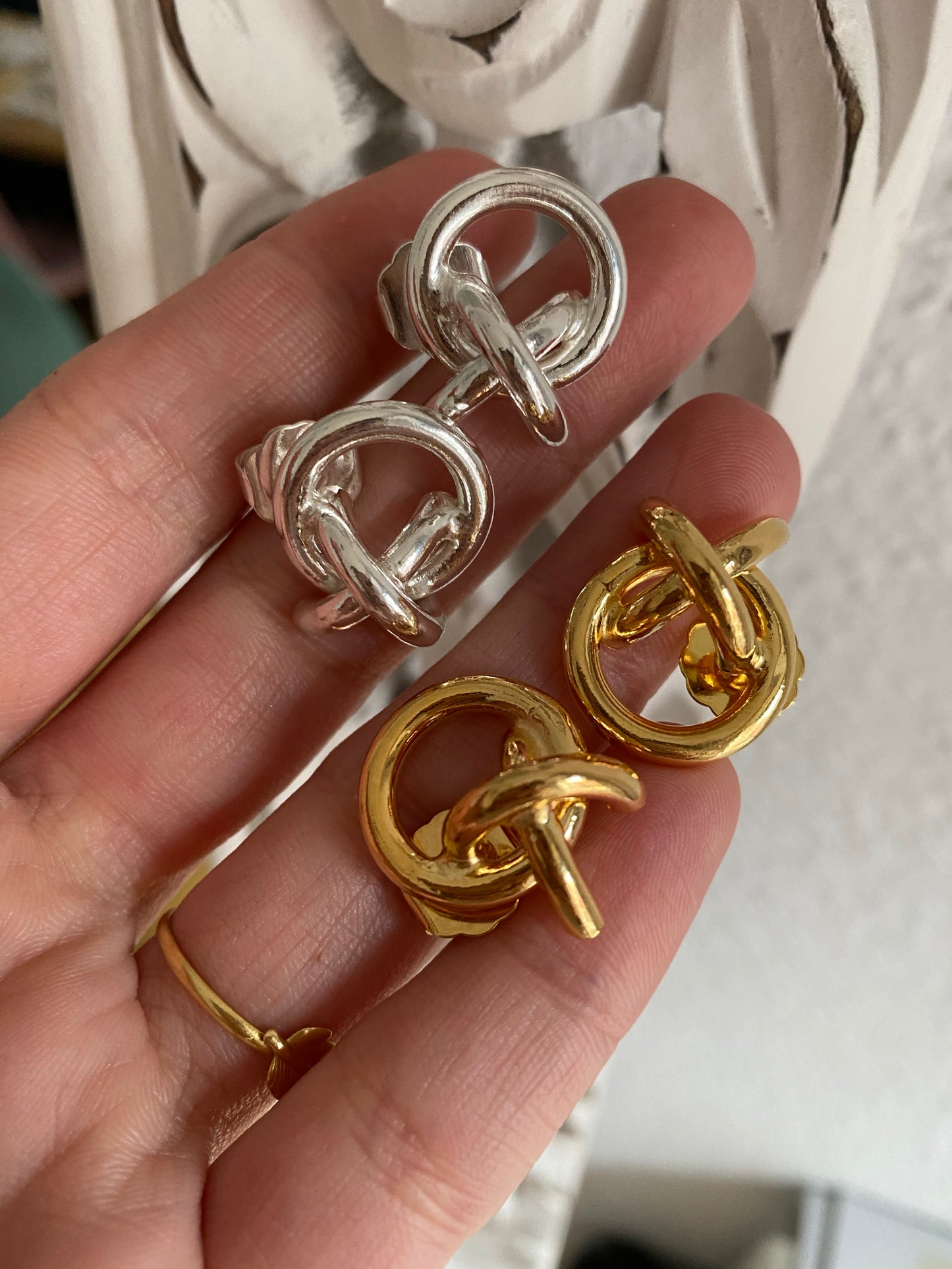 The “XOXO” mini earrigns - gold or silver