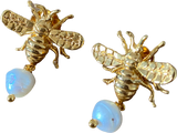 The bee pearls  mini studs