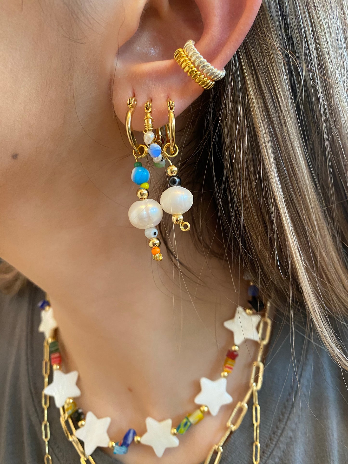 Irregular Multi eyes pearls - Mini hoops - gold 24k
