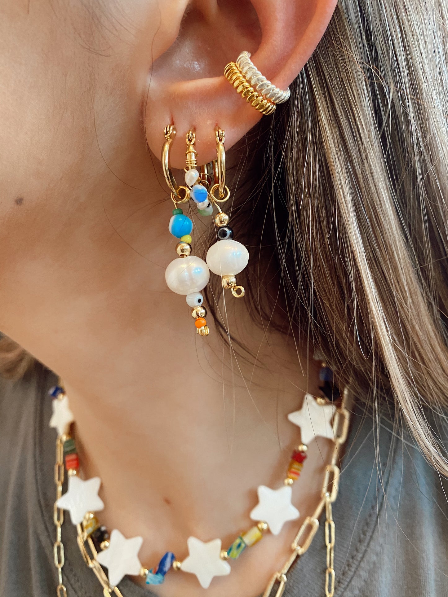 Irregular Multi eyes pearls - Mini hoops - gold 24k