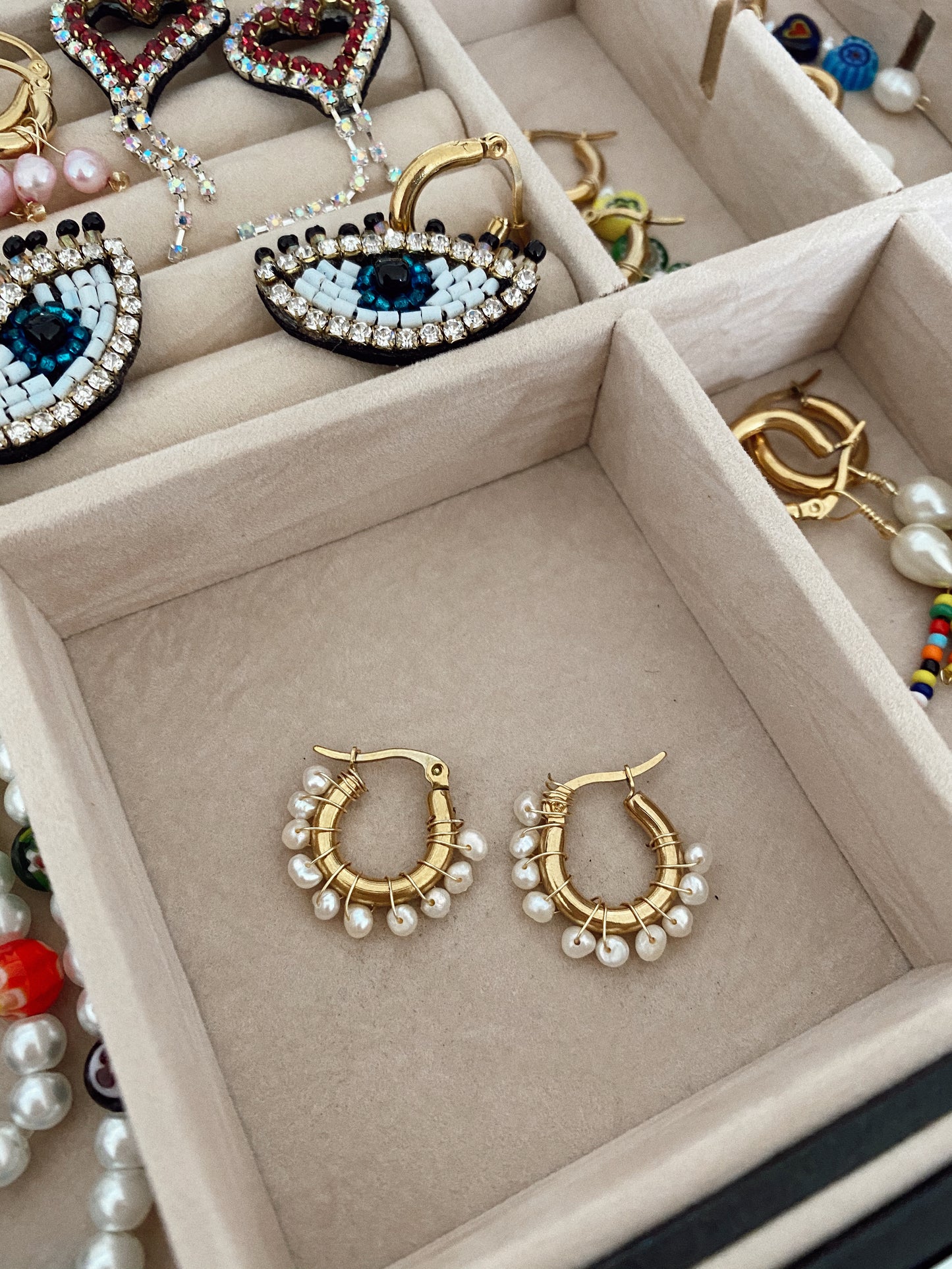 Multi pearls mini hoops - gold 24k -